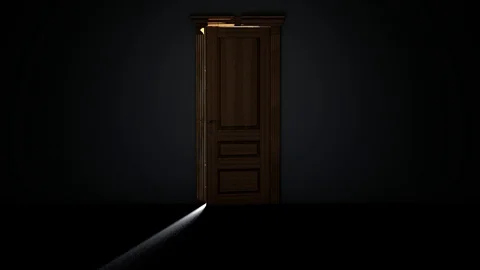 Door in a dark room opens Vidéo 125976850