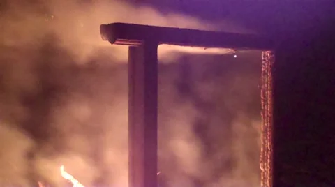 Door Frame on fire 스톡 동영상 7766442