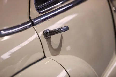 Door handles of old-timer 스톡 사진