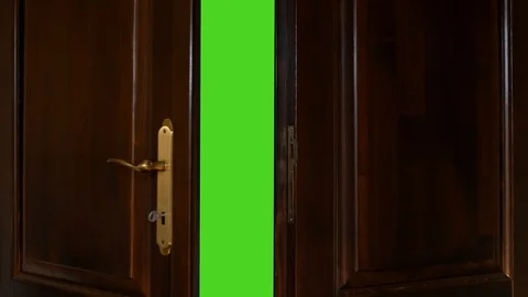 Door - Opening w. Greenscreen Stock Footage 96720569