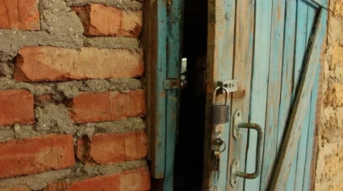 The door to the Shed Vídeo Stock 50900931