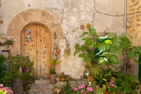 Door in tuscany Stock Photos