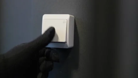 The doorbell on a winter day 動画素材 273138081