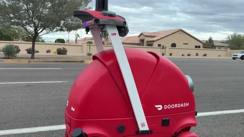 DoorDash Dot Delivery Robot Video stock 325328024