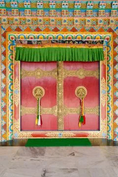The doors of the Buddhist temple Stock Photos