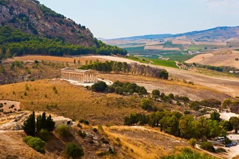 Doric temple of Segesta Stock Photos