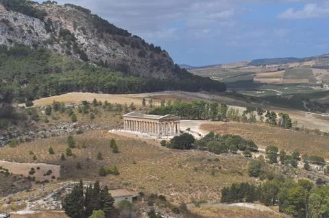 Doric temple in Segesta Stock Photos
