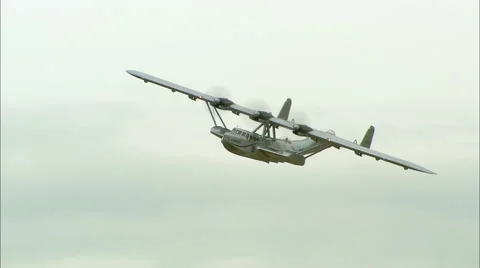Dornier Do-24ATT Fly By Wing Wag Vídeo Stock 47786123