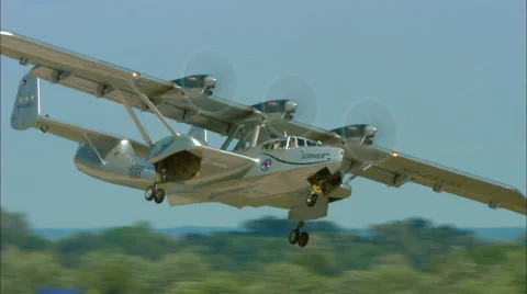 Dornier Do-24ATT Landing 2 Vídeos de archivo 47787580