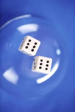 Dot of Dot Com, dice on blue background Copyright: xVxMishra/DinodiaxPhoto... 写真素材