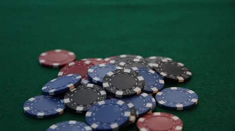 Double Aces placed on poker chips Stockbeeldmateriaal 59146214