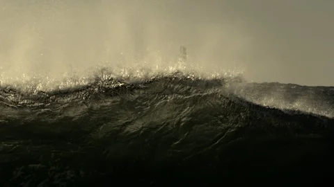 Double splash of the breaking wave, close up Video stock 94682979