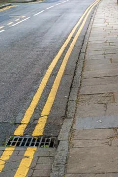 Double yellow lines Stock Photos