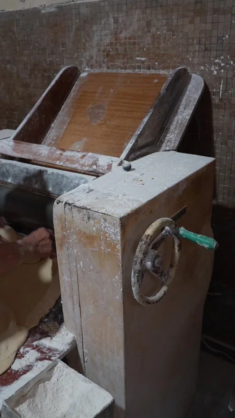 Dough mixer in bakery Stockbeeldmateriaal 345375675