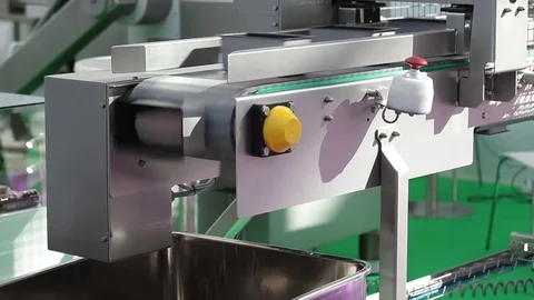 Dough portioner with integrated cutter Stock Footage 83222422