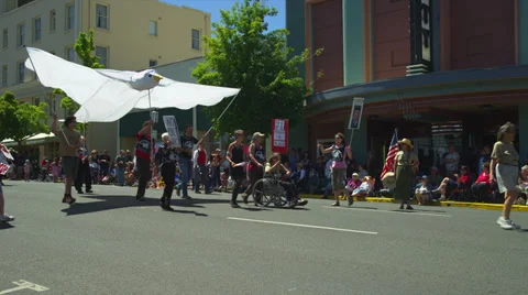 Dove Puppet in Fourth of July Parade Stock Footage 35289357
