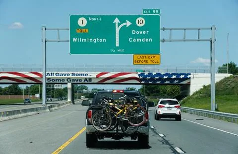 Dover, Delaware, U.S - June 2, 2025 - Traffic on Route 1 North, marked by e.. Stock Photos