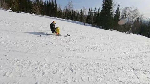 Down 動画素材 128388667