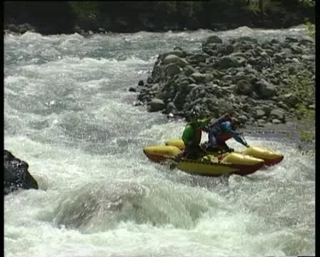 Down the mountain river 库存影片 11952162