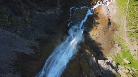 Down View Drone Shot Adelboden Waterfall. Switzerland 库存影片 245196589