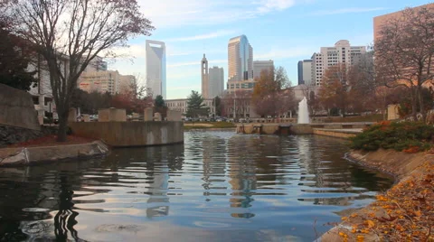 Downtown Charlotte, NC reflection 库存影片 978392
