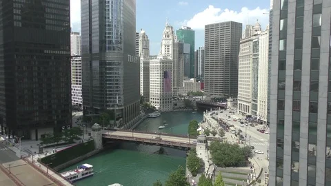 Downtown Chicago Stock-Footage 102333937