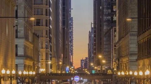 Downtown Chicago Train Traffic at Twilight Timelapse Stock Footage 109288208