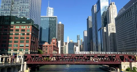 Downtown Chicago Tramway, Chicago River Stock Footage