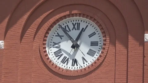 Downtown Clock Tower Stockbeeldmateriaal 76056759