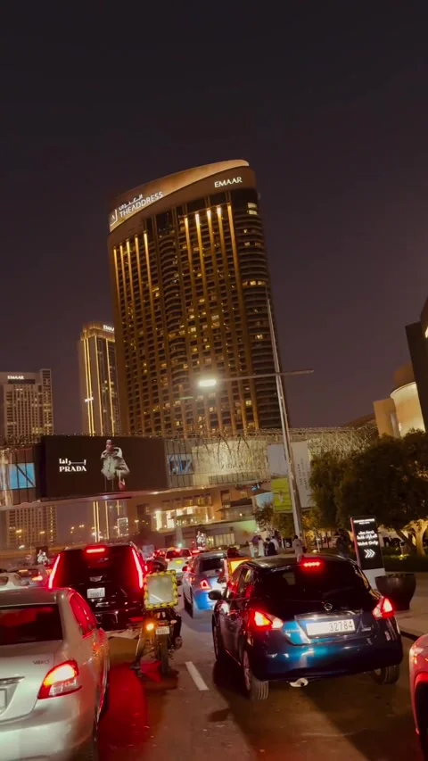 DOWNTOWN DUBAI Video stock 254951994