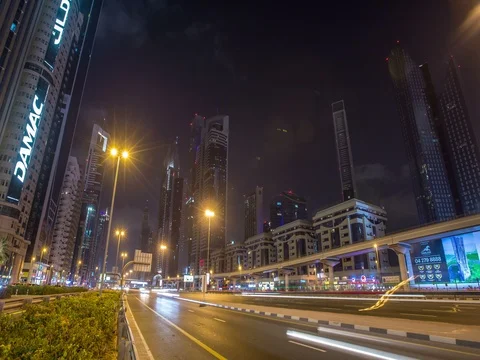 Downtown Dubai Sheikh Zayed Road Time Lapse with Burj Khalifa on the background. Vídeo Stock 73055809
