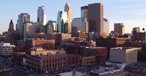 Downtown Fall Sunset from the North Loop in the Fall. Stock-Footage 69769035
