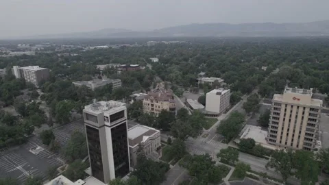 Downtown Fort Collins forward flight Video stock 157735203