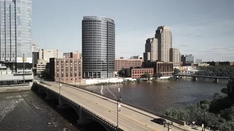 Downtown Grand Rapids is second largest metropolitan area in entire Michiga.. Video stock 277372934