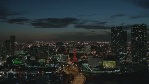 Downtown Miami Evening Cineflex Aerials 3 Stock Footage 244365055