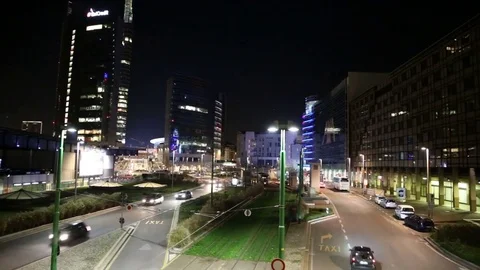 Downtown night traffic Video stock 70808091