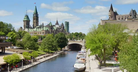 Downtown Ottawa on a Summer's Day Vidéo 64971634