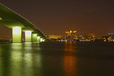 Downtown Over The Bay Foto stock