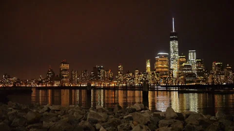 Downtown pan at night Vidéo 36790008