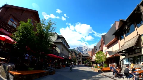 Downtwon Banff tracking via go pro Stockbeeldmateriaal 244877087