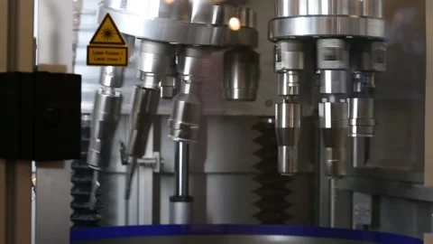 Drag finishing machine 库存影片 90104662