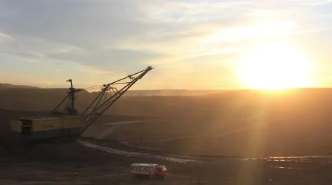 Dragline. Caterpillar Global Mining Stock Footage 61851173