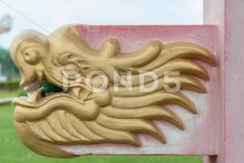 Dragon head statue Stock Photos