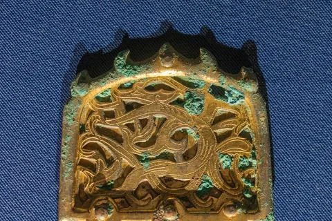Dragon Phoenix Tiger Pattern Belt and Buckle of Western Jin Dynasty Stock-Fotos