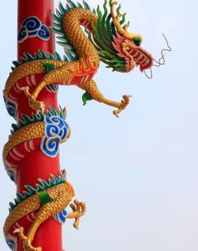 Dragon statue in Chinese temple Stock Photos
