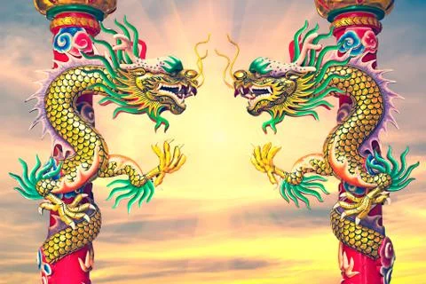 Dragon statue sky 库存照片