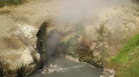 Dragons Mouth Spring Vídeos de archivo 30579798