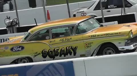 DRAGRACING-071 SQUEAKY! Stock Footage 10679376