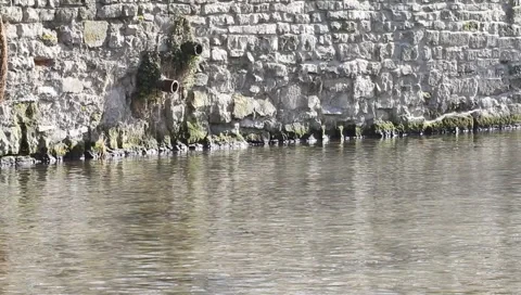 Drain pipe Видео 1121746