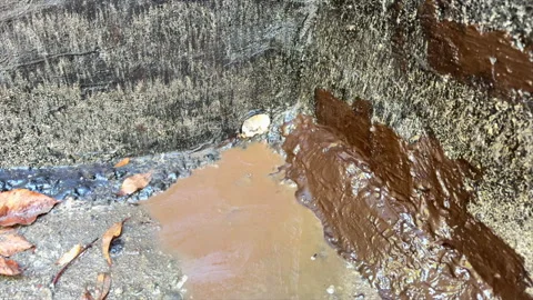 Drain on Slab in an unusual build Video stock 332519431